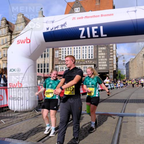 13.09.2026 - 21. swb-Marathon Bremen Tim E. http://msf.ph/oto/10330595 13.09.2026 11:03:59 Ziel 10090, 10091, 10327, 10357, 10420, 10429, 10569, 10796, 10902, 10950, 11211, 11411, 11595, 11655, 11746, 11868, 12074 meine-sportfotos.de