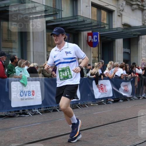 13.09.2026 - 21. swb-Marathon Bremen Strokosch-Dieckow http://msf.ph/oto/10330596 13.09.2026 13:22:16 Ziel 388, 913, 1933, 2402, 2481, 2771, 2806, 3855, 4483, 4697, 6707, 6891, 7586, 8547, 8551, 8694, 9090, 9510, 141, 148, 1601, 1645, 2051, 2499, 3021, 3652, 4204, 4211, 5193, 6621, 7625, 7917, 8447, 8452, 8574, 8924, 9599, 9668, 9839 meine-sportfotos.de
