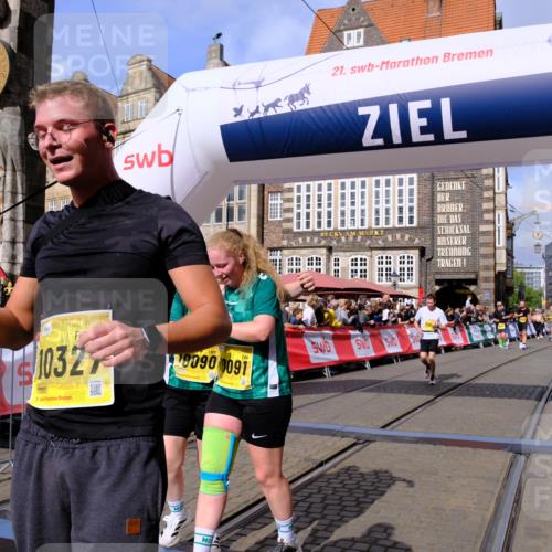 13.09.2026 - 21. swb-Marathon Bremen Tim E. http://msf.ph/oto/10330629 13.09.2026 11:04:00 Ziel 10090, 10091, 10327, 10357, 10420, 10429, 10569, 10796, 10902, 10950, 11211, 11325, 11411, 11451, 11595, 11655, 11746, 11868, 12074 meine-sportfotos.de