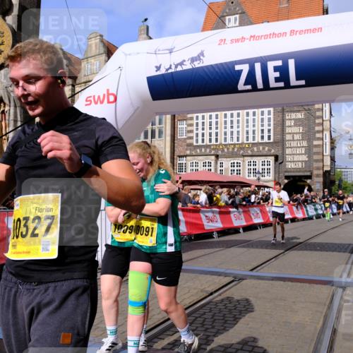 13.09.2026 - 21. swb-Marathon Bremen Tim E. http://msf.ph/oto/10330638 13.09.2026 11:04:00 Ziel 10090, 10091, 10327, 10357, 10420, 10429, 10569, 10796, 10902, 10950, 11211, 11325, 11411, 11451, 11595, 11655, 11746, 11868, 12074 meine-sportfotos.de