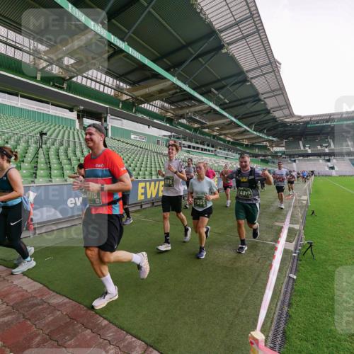 13.09.2026 - 21. swb-Marathon Bremen Michael Burmester http://msf.ph/oto/10330787 13.09.2026 13:36:36 Laufen im Stadion 421, 444, 462, 491, 590, 657, 756, 799, 1015, 1132, 1135, 1279, 1432, 1620, 1726, 1762, 1887, 1934, 1951, 1974, 1977, 2078, 2227, 2578, 2639, 2650, 2688, 2789, 2842, 2892, 2894, 2933, 2939, 3090, 3161, 3169, 3178, 3299, 3303, 3406, 3408, 3427, 3463, 3472, 3498, 3555, 3570, 3573, 3588, 3640, 3731, 3779, 3801, 3839, 3985, 3992, 3993, 4084, 4145, 4200, 4210, 4290, 4416, 4464, 4538, 4801, 4845, 4880, 4967, 5000, 5034, 5182, 5332, 5461, 5536, 5679, 5818 meine-sportfotos.de