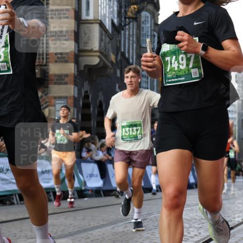 13.09.2026 - 21. swb-Marathon Bremen Strokosch-Dieckow http://msf.ph/oto/10330804 13.09.2026 13:15:13 Ziel 615, 616, 889, 1455, 1510, 1748, 2383, 2847, 3057, 3175, 3206, 3504, 3717, 4097, 4226, 4246, 4569, 4968, 5294, 5298, 5315, 5471, 5649, 5796, 5962, 6379, 6404, 6472, 6528, 6717, 7190, 7251, 8238, 8409, 9523, 9797, 13141, 3743, 4111, 4646, 4663, 6011, 6526, 7291, 7346, 7717, 7730, 8086, 8254, 8255 meine-sportfotos.de