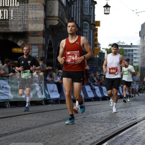 13.09.2026 - 21. swb-Marathon Bremen Strokosch-Dieckow http://msf.ph/oto/10330815 13.09.2026 13:15:16 Ziel 615, 616, 889, 1510, 1748, 2383, 3057, 3175, 3206, 3504, 3717, 4226, 4569, 4968, 5294, 5298, 5315, 5417, 5471, 5649, 5796, 6351, 6379, 6404, 6472, 6521, 6528, 6717, 7190, 8238, 8409, 9363, 9523, 9797, 13141, 3743, 4646, 4663, 6011, 6526, 7291, 7346, 7717, 7730, 7992, 8086, 8254, 8255 meine-sportfotos.de