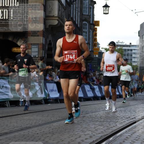 13.09.2026 - 21. swb-Marathon Bremen Strokosch-Dieckow http://msf.ph/oto/10330826 13.09.2026 13:15:16 Ziel 615, 616, 889, 1510, 1748, 2383, 3057, 3175, 3206, 3504, 3717, 4226, 4569, 4968, 5294, 5298, 5315, 5417, 5471, 5649, 5796, 6351, 6379, 6404, 6472, 6521, 6528, 6717, 7190, 8238, 8409, 9363, 9523, 9797, 13141, 3743, 4646, 4663, 6011, 6526, 7291, 7346, 7717, 7730, 7992, 8086, 8254, 8255 meine-sportfotos.de
