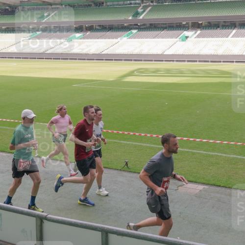 13.09.2026 - 21. swb-Marathon Bremen Michael Burmester http://msf.ph/oto/10330830 13.09.2026 13:02:23 Laufen im Stadion 150, 282, 318, 440, 531, 722, 930, 936, 946, 1006, 1014, 1067, 1163, 1250, 1436, 1448, 1460, 1582, 1611, 1896, 2033, 2047, 2062, 2276, 2292, 2345, 2364, 2370, 2378, 2421, 2491, 2513, 2561, 2627, 2638, 2666, 2668, 2779, 2900, 2987, 3013, 3044, 3114, 3163, 3164, 3187, 3248, 3258, 3294, 3334, 3372, 3374, 3375, 3392, 3460, 3496, 3526, 3527, 3576, 3585, 3603, 3667, 3721, 3806, 3852, 3893, 3938, 3970, 3983, 4000, 4077, 4133, 4506, 4558 meine-sportfotos.de