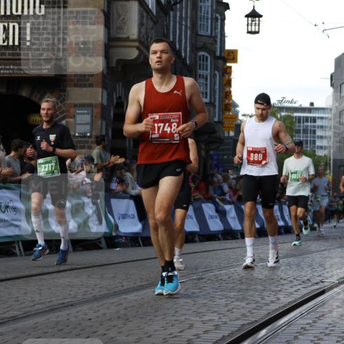 13.09.2026 - 21. swb-Marathon Bremen Strokosch-Dieckow http://msf.ph/oto/10330839 13.09.2026 13:15:16 Ziel 615, 616, 889, 1510, 1748, 2383, 3057, 3175, 3206, 3504, 3717, 4226, 4569, 4968, 5294, 5298, 5315, 5417, 5471, 5649, 5796, 6351, 6379, 6404, 6472, 6521, 6528, 6717, 7190, 8238, 8409, 9363, 9523, 9797, 13141, 3743, 4646, 4663, 6011, 6526, 7291, 7346, 7717, 7730, 7992, 8086, 8254, 8255 meine-sportfotos.de