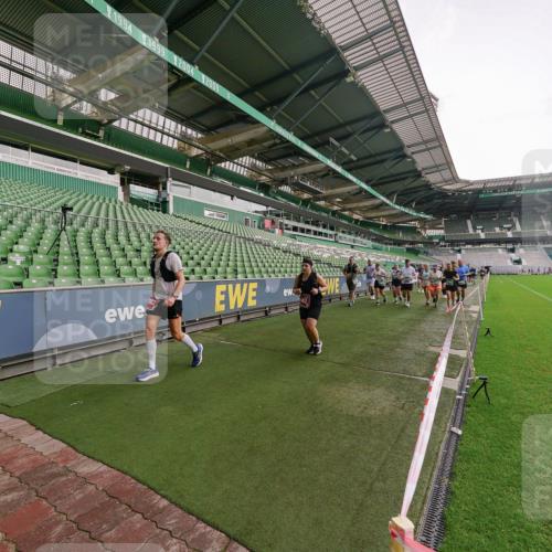 13.09.2026 - 21. swb-Marathon Bremen Michael Burmester http://msf.ph/oto/10330840 13.09.2026 13:36:45 Laufen im Stadion 421, 444, 491, 590, 657, 756, 799, 1015, 1132, 1135, 1279, 1432, 1620, 1726, 1734, 1762, 1887, 1934, 1951, 1974, 1977, 2060, 2078, 2227, 2578, 2639, 2650, 2688, 2789, 2842, 2892, 2933, 2939, 3090, 3161, 3169, 3178, 3299, 3303, 3408, 3427, 3463, 3472, 3498, 3499, 3555, 3570, 3573, 3588, 3640, 3731, 3779, 3801, 3839, 3985, 3992, 3993, 4084, 4145, 4200, 4210, 4290, 4416, 4464, 4538, 4801, 4845, 4880, 4967, 5000, 5034, 5145, 5182, 5332, 5461, 5536, 5679, 5818 meine-sportfotos.de