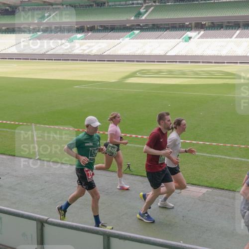 13.09.2026 - 21. swb-Marathon Bremen Michael Burmester http://msf.ph/oto/10330842 13.09.2026 13:02:23 Laufen im Stadion 150, 282, 318, 440, 531, 722, 930, 936, 946, 1006, 1014, 1067, 1163, 1250, 1436, 1448, 1460, 1582, 1611, 1896, 2033, 2047, 2062, 2276, 2292, 2345, 2364, 2370, 2378, 2421, 2491, 2513, 2561, 2627, 2638, 2666, 2668, 2779, 2900, 2987, 3013, 3044, 3114, 3163, 3164, 3187, 3248, 3258, 3294, 3334, 3372, 3374, 3375, 3392, 3460, 3496, 3526, 3527, 3576, 3585, 3603, 3667, 3721, 3806, 3852, 3893, 3938, 3970, 3983, 4000, 4077, 4133, 4506, 4558 meine-sportfotos.de