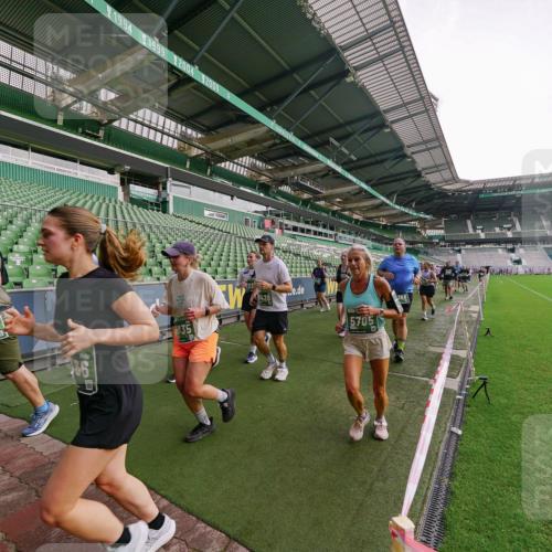 13.09.2026 - 21. swb-Marathon Bremen Michael Burmester http://msf.ph/oto/10330872 13.09.2026 13:36:49 Laufen im Stadion 421, 444, 491, 590, 657, 756, 799, 1015, 1132, 1135, 1279, 1432, 1620, 1726, 1734, 1762, 1887, 1934, 1951, 1974, 1977, 2060, 2078, 2227, 2578, 2639, 2688, 2789, 2842, 2892, 2933, 2939, 3090, 3161, 3169, 3178, 3299, 3303, 3408, 3427, 3463, 3472, 3498, 3499, 3555, 3570, 3573, 3588, 3640, 3731, 3779, 3801, 3839, 3985, 3992, 3993, 4084, 4145, 4200, 4210, 4290, 4416, 4464, 4538, 4801, 4845, 4880, 5000, 5034, 5145, 5182, 5210, 5332, 5461, 5536, 5679, 5818 meine-sportfotos.de