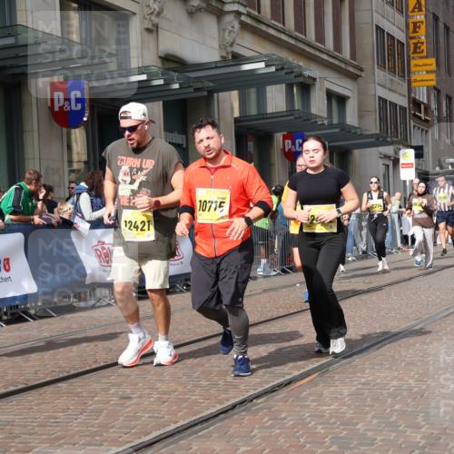 13.09.2026 - 21. swb-Marathon Bremen Strokosch-Dieckow http://msf.ph/oto/10330907 13.09.2026 11:02:55 Ziel 10092, 10150, 10185, 10195, 10237, 10309, 10528, 10531, 10598, 10715, 10724, 10727, 10904, 10959, 11070, 11095, 11493, 11676, 11773, 11830, 11836, 12068, 12184, 12185, 12214, 12421, 12432, 12483, 12611, 10190, 10296, 10633, 10731, 10783, 10945, 10954, 10955, 10985, 11096, 11107, 11261, 11313, 11564, 11662, 11697, 11701, 11719, 11730, 11776, 11785, 12071, 12154, 12247, 12429, 12448, 12451, 12465 meine-sportfotos.de