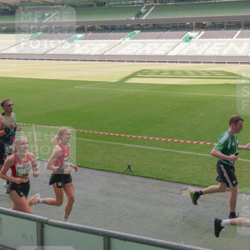 13.09.2026 - 21. swb-Marathon Bremen Michael Burmester http://msf.ph/oto/10330934 13.09.2026 13:02:35 Laufen im Stadion 150, 282, 440, 531, 722, 762, 930, 936, 940, 946, 1006, 1014, 1067, 1163, 1250, 1436, 1448, 1460, 1582, 1611, 1896, 2033, 2047, 2062, 2276, 2292, 2345, 2364, 2378, 2421, 2491, 2513, 2638, 2666, 2668, 2779, 2900, 2987, 3013, 3044, 3114, 3135, 3163, 3164, 3187, 3248, 3258, 3294, 3334, 3360, 3372, 3374, 3375, 3392, 3460, 3496, 3526, 3527, 3576, 3585, 3603, 3667, 3721, 3806, 3852, 3893, 3938, 3970, 3983, 4000, 4077, 4133, 4506, 4558 meine-sportfotos.de