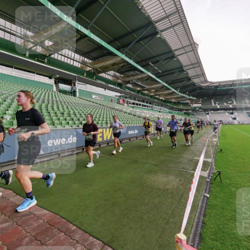 13.09.2026 - 21. swb-Marathon Bremen Michael Burmester http://msf.ph/oto/10330961 13.09.2026 13:37:03 Laufen im Stadion 360, 410, 421, 444, 491, 590, 657, 756, 799, 971, 1015, 1132, 1135, 1279, 1432, 1620, 1726, 1734, 1762, 1887, 1934, 1951, 2060, 2078, 2227, 2578, 2639, 2688, 2772, 2842, 2892, 2933, 2939, 3161, 3169, 3178, 3299, 3303, 3408, 3427, 3463, 3472, 3498, 3499, 3555, 3570, 3573, 3588, 3640, 3646, 3731, 3779, 3801, 3839, 3985, 3992, 3993, 4084, 4145, 4210, 4252, 4416, 4464, 4538, 4801, 4845, 4939, 5034, 5145, 5166, 5182, 5210, 5332, 5461, 5536, 5679 meine-sportfotos.de
