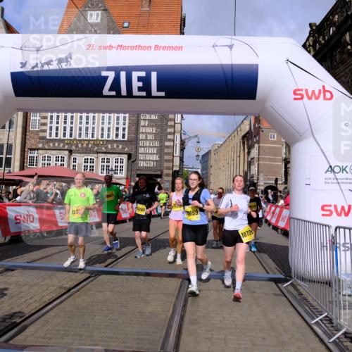 13.09.2026 - 21. swb-Marathon Bremen Tim E. http://msf.ph/oto/10330975 13.09.2026 11:04:13 Ziel 10152, 10357, 10403, 10429, 10607, 10659, 10720, 10726, 10796, 10912, 10913, 10918, 11149, 11319, 11325, 11451, 11470, 11471, 11511, 11618, 11868, 11967, 12140, 12260, 12392, 12433, 12504 meine-sportfotos.de