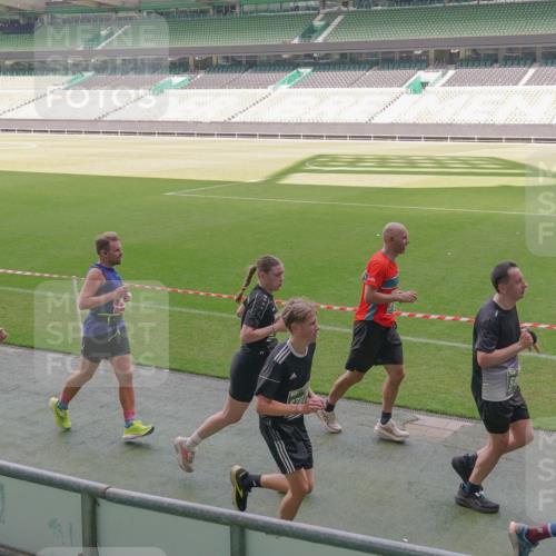 13.09.2026 - 21. swb-Marathon Bremen Michael Burmester http://msf.ph/oto/10331011 13.09.2026 13:02:40 Laufen im Stadion 150, 282, 531, 596, 722, 762, 930, 936, 940, 946, 1006, 1014, 1067, 1163, 1250, 1436, 1448, 1458, 1460, 1582, 1611, 1896, 2033, 2047, 2062, 2276, 2292, 2345, 2364, 2378, 2421, 2491, 2513, 2625, 2638, 2666, 2668, 2779, 2900, 2934, 2987, 3013, 3044, 3114, 3135, 3163, 3164, 3187, 3248, 3258, 3294, 3334, 3360, 3372, 3374, 3392, 3460, 3496, 3510, 3526, 3527, 3576, 3585, 3597, 3603, 3667, 3721, 3806, 3846, 3852, 3859, 3893, 3938, 3970, 3983, 4000, 4077, 4133, 4506, 4558 meine-sportfotos.de