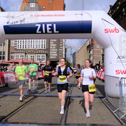 13.09.2026 - 21. swb-Marathon Bremen Tim E. http://msf.ph/oto/10331013 13.09.2026 11:04:14 Ziel 10152, 10357, 10403, 10429, 10607, 10659, 10720, 10726, 10796, 10912, 10913, 10918, 11149, 11318, 11319, 11325, 11451, 11470, 11471, 11511, 11618, 11868, 11909, 11967, 12140, 12260, 12392, 12433, 12504 meine-sportfotos.de