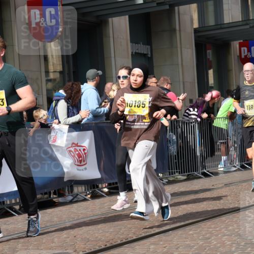 13.09.2026 - 21. swb-Marathon Bremen Strokosch-Dieckow http://msf.ph/oto/10331053 13.09.2026 11:02:58 Ziel 10092, 10150, 10187, 10195, 10237, 10309, 10528, 10531, 10598, 10715, 10724, 10727, 10904, 10959, 11070, 11095, 11493, 11598, 11676, 11773, 11830, 11836, 12068, 12184, 12185, 12214, 12421, 12432, 12483, 12611, 10185, 10190, 10296, 10633, 10731, 10783, 10945, 10954, 10955, 10985, 11095, 11096, 11107, 11261, 11313, 11564, 11697, 11701, 11719, 11730, 11776, 11785, 12071, 12154, 12247, 12429, 12448, 12451, 12465 meine-sportfotos.de