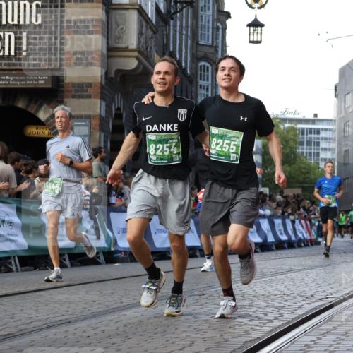 13.09.2026 - 21. swb-Marathon Bremen Strokosch-Dieckow http://msf.ph/oto/10331110 13.09.2026 13:15:22 Ziel 889, 1510, 1664, 2383, 3206, 3357, 3504, 3717, 4382, 4968, 4992, 5149, 5294, 5298, 5385, 5417, 5471, 5796, 6351, 6379, 6404, 6521, 6528, 6717, 6902, 7190, 7432, 7515, 8238, 9253, 9338, 9363, 9523, 9797, 13139, 13141, 1445, 3346, 4212, 4646, 4653, 4663, 6162, 6526, 7203, 7291, 7346, 7992, 9029, 9391, 9777 meine-sportfotos.de