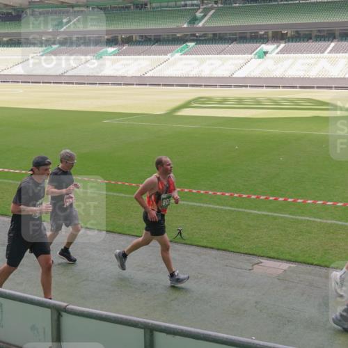 13.09.2026 - 21. swb-Marathon Bremen Michael Burmester http://msf.ph/oto/10331122 13.09.2026 13:02:48 Laufen im Stadion 150, 488, 531, 596, 722, 762, 930, 936, 940, 946, 1006, 1014, 1067, 1163, 1250, 1436, 1458, 1460, 1611, 1771, 1896, 2033, 2047, 2062, 2276, 2292, 2345, 2364, 2378, 2421, 2434, 2513, 2625, 2638, 2666, 2668, 2779, 2900, 2934, 2977, 2987, 3013, 3044, 3114, 3135, 3163, 3164, 3187, 3248, 3258, 3294, 3334, 3360, 3374, 3392, 3402, 3460, 3496, 3510, 3527, 3576, 3585, 3597, 3603, 3618, 3667, 3721, 3806, 3846, 3852, 3859, 3893, 3938, 3970, 3983, 4000, 4077, 4133, 4506, 4558 meine-sportfotos.de