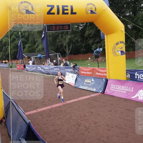 13.09.2026 - Airport Race Dennis Weichert http://msf.ph/oto/10331145 13.09.2026 10:27:50 Ziel 4187, 5418, 5476 meine-sportfotos.de