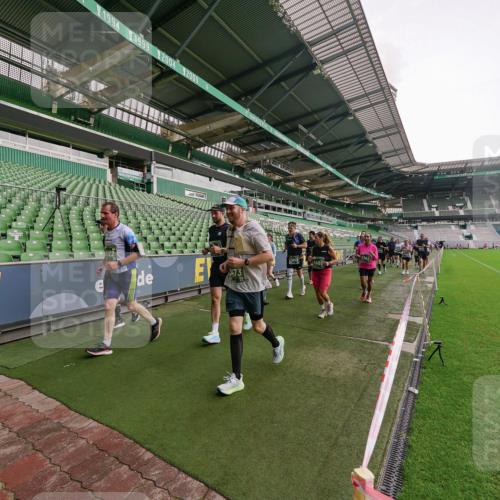 13.09.2026 - 21. swb-Marathon Bremen Michael Burmester http://msf.ph/oto/10331150 13.09.2026 13:37:36 Laufen im Stadion 144, 284, 360, 398, 410, 421, 444, 491, 590, 756, 799, 848, 971, 983, 1132, 1135, 1279, 1620, 1734, 1762, 1887, 1934, 1951, 2060, 2078, 2227, 2376, 2639, 2642, 2687, 2772, 2842, 2892, 2925, 2926, 2939, 3169, 3178, 3299, 3303, 3408, 3427, 3499, 3570, 3640, 3646, 3731, 3779, 3839, 3919, 3985, 3992, 3993, 4084, 4147, 4148, 4210, 4252, 4314, 4416, 4464, 4538, 4767, 4801, 4845, 4863, 4939, 5034, 5138, 5145, 5166, 5182, 5210, 5453, 5461, 5536, 5679, 6309, 170 meine-sportfotos.de