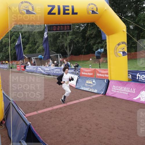 13.09.2026 - Airport Race Dennis Weichert http://msf.ph/oto/10331202 13.09.2026 10:28:11 Ziel 5413 meine-sportfotos.de