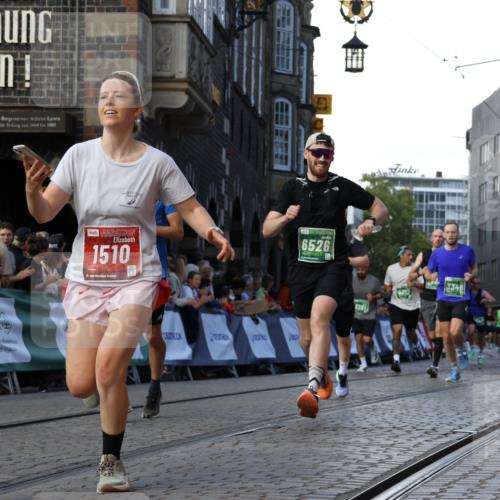 13.09.2026 - 21. swb-Marathon Bremen Strokosch-Dieckow http://msf.ph/oto/10331249 13.09.2026 13:15:26 Ziel 1510, 1664, 2383, 3357, 3504, 3717, 4111, 4382, 4992, 5003, 5149, 5294, 5298, 5385, 5417, 5471, 6351, 6379, 6521, 6528, 6717, 6773, 6902, 7190, 7432, 7497, 7515, 8238, 9253, 9338, 9363, 9483, 9797, 13137, 13139, 1033, 1445, 3346, 3536, 4212, 4653, 4663, 5533, 6162, 6515, 7203, 7291, 7992, 9029, 9391, 9475, 9777 meine-sportfotos.de