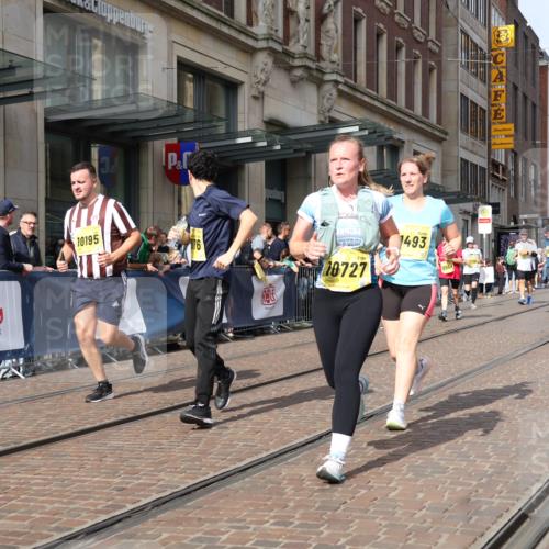 13.09.2026 - 21. swb-Marathon Bremen Strokosch-Dieckow http://msf.ph/oto/10331268 13.09.2026 11:03:02 Ziel 10092, 10150, 10187, 10195, 10237, 10309, 10528, 10531, 10598, 10724, 10727, 10904, 10959, 11070, 11211, 11411, 11493, 11598, 11676, 11773, 11830, 11836, 12068, 12184, 12185, 12214, 12611, 10185, 10190, 10296, 10633, 10715, 10731, 10783, 10945, 10954, 10955, 10985, 11095, 11096, 11107, 11313, 11564, 11697, 11701, 11719, 11730, 11776, 11785, 12071, 12247, 12421, 12432, 12448, 12451, 12465, 12483 meine-sportfotos.de