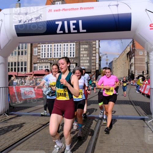 13.09.2026 - 21. swb-Marathon Bremen Tim E. http://msf.ph/oto/10331327 13.09.2026 11:04:24 Ziel 10182, 10291, 10390, 10516, 10607, 10659, 10671, 10672, 10720, 10726, 10912, 10913, 11221, 11318, 11319, 11336, 11470, 11471, 11539, 11618, 11726, 11909, 12001, 12103, 12113, 12140, 12260, 12276, 12392, 12433 meine-sportfotos.de