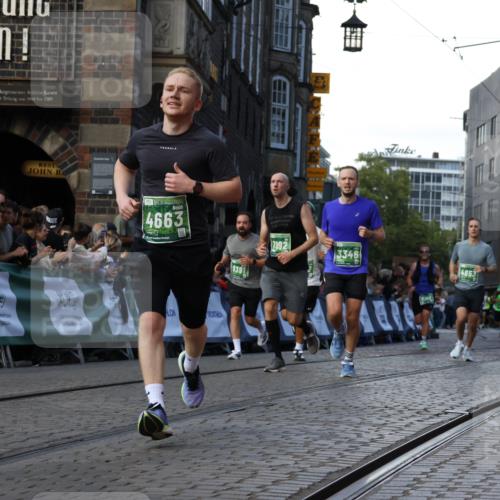 13.09.2026 - 21. swb-Marathon Bremen Strokosch-Dieckow http://msf.ph/oto/10331420 13.09.2026 13:15:28 Ziel 1510, 1664, 2383, 3357, 3504, 3717, 3743, 4111, 4382, 4992, 5003, 5149, 5294, 5298, 5385, 5417, 5471, 6351, 6521, 6528, 6717, 6773, 6902, 7190, 7432, 7497, 7515, 7730, 8238, 9253, 9338, 9363, 9483, 13137, 13139, 1033, 1445, 3346, 3536, 4212, 4573, 4653, 5533, 6162, 6515, 7203, 7992, 9029, 9391, 9475, 9777 meine-sportfotos.de