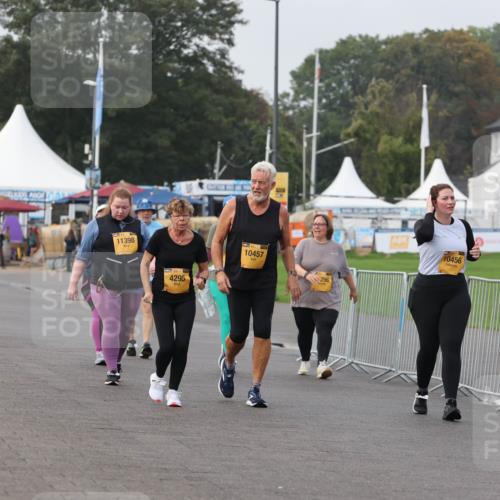 13.09.2026 - Kiel Lauf Andreas Tolksdorf http://msf.ph/oto/10331446 13.09.2026 09:34:36 Kiellinie 39, 11398, 4295, 10457, 296, 10456 meine-sportfotos.de