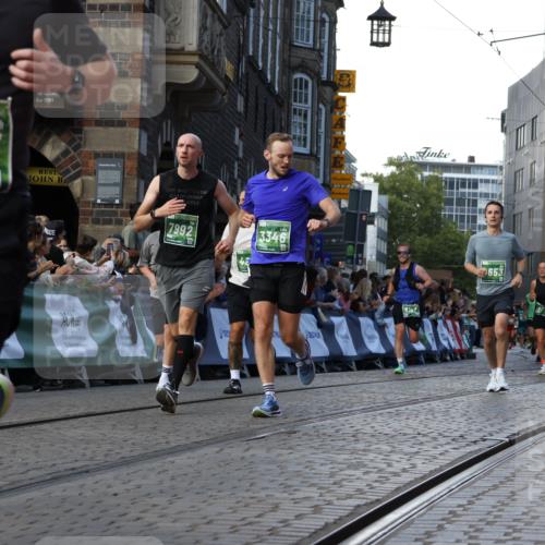 13.09.2026 - 21. swb-Marathon Bremen Strokosch-Dieckow http://msf.ph/oto/10331449 13.09.2026 13:15:29 Ziel 1510, 1664, 2383, 3357, 3504, 3717, 3743, 4111, 4382, 4992, 5003, 5149, 5294, 5298, 5385, 5417, 6351, 6521, 6717, 6773, 6902, 7190, 7432, 7497, 7515, 7717, 7730, 8238, 9253, 9338, 9363, 9483, 13137, 13139, 1033, 1445, 3346, 3536, 3836, 3991, 4212, 4573, 4653, 5533, 5588, 6162, 6515, 7203, 7992, 9029, 9391, 9475, 9777, 13249 meine-sportfotos.de