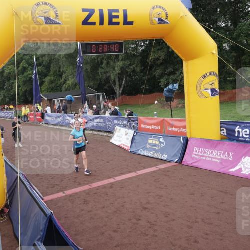 13.09.2026 - Airport Race Dennis Weichert http://msf.ph/oto/10331484 13.09.2026 10:29:13 Ziel 5079, 5089, 5113, 5151, 5241, 5314, 5317, 5452 meine-sportfotos.de