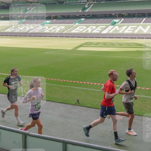 13.09.2026 - 21. swb-Marathon Bremen Michael Burmester http://msf.ph/oto/10331501 13.09.2026 13:03:08 Laufen im Stadion 150, 210, 488, 531, 596, 722, 725, 762, 881, 936, 940, 946, 1006, 1014, 1163, 1250, 1458, 1460, 1479, 1611, 1649, 1771, 2047, 2223, 2276, 2292, 2345, 2364, 2378, 2421, 2434, 2513, 2625, 2638, 2666, 2668, 2779, 2851, 2900, 2934, 2977, 2987, 3013, 3044, 3114, 3135, 3163, 3164, 3187, 3248, 3258, 3294, 3334, 3360, 3392, 3402, 3460, 3496, 3510, 3527, 3576, 3579, 3585, 3597, 3603, 3618, 3667, 3721, 3846, 3852, 3859, 3893, 3938, 3970, 3983, 4000, 4077, 4133, 4506, 4558 meine-sportfotos.de