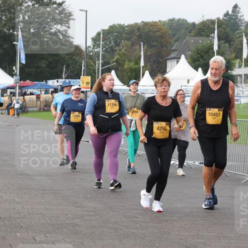 13.09.2026 - Kiel Lauf Andreas Tolksdorf http://msf.ph/oto/10331502 13.09.2026 09:34:41 Kiellinie 10466, 11398, 12055, 4295, 10457, 0456 meine-sportfotos.de