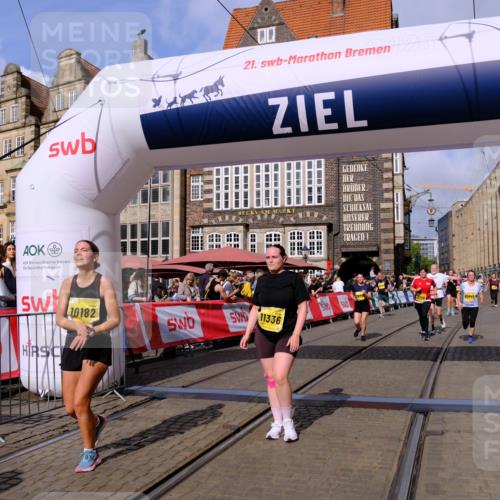 13.09.2026 - 21. swb-Marathon Bremen Tim E. http://msf.ph/oto/10331554 13.09.2026 11:04:33 Ziel 10182, 10245, 10291, 10390, 10516, 10526, 10613, 10671, 10672, 11214, 11215, 11221, 11248, 11318, 11336, 11410, 11539, 11720, 11726, 11740, 11909, 12001, 12009, 12103, 12113, 12276, 12929 meine-sportfotos.de