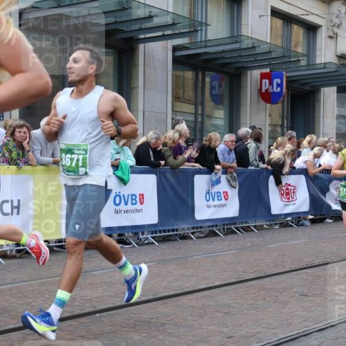 13.09.2026 - 21. swb-Marathon Bremen Strokosch-Dieckow http://msf.ph/oto/10331557 13.09.2026 13:22:46 Ziel 1809, 1900, 1935, 1963, 2040, 2306, 2367, 2427, 2827, 2914, 2961, 3098, 3145, 3233, 3374, 3560, 3729, 3920, 5114, 6737, 7909, 8045, 8231, 8304, 8377, 8646, 8671, 8672, 8732, 8787, 8819, 8820, 9827, 9921, 388, 913, 1933, 2402, 2481, 2771, 2806, 3855, 4483, 4697, 6707, 6737, 6792, 6891, 7586, 8547, 8551, 8694, 9090, 9510 meine-sportfotos.de