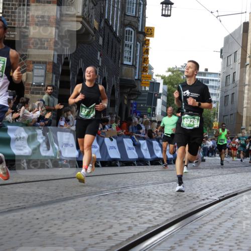 13.09.2026 - 21. swb-Marathon Bremen Strokosch-Dieckow http://msf.ph/oto/10331661 13.09.2026 13:15:34 Ziel 1664, 3357, 3743, 4111, 4382, 4646, 4992, 5003, 5149, 5385, 5417, 6011, 6351, 6521, 6773, 6902, 7432, 7497, 7515, 7717, 7730, 8086, 8254, 8255, 9253, 9338, 9363, 9483, 13137, 13139, 1033, 2733, 3119, 3422, 3536, 3689, 3836, 3991, 4573, 5533, 5588, 6515, 9029, 9475, 9777, 13249 meine-sportfotos.de