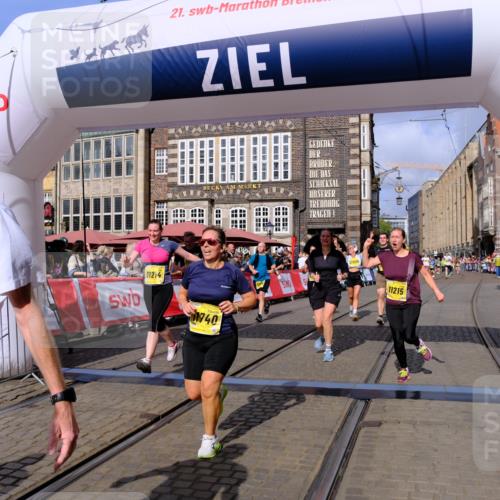 13.09.2026 - 21. swb-Marathon Bremen Tim E. http://msf.ph/oto/10331879 13.09.2026 11:04:38 Ziel 10182, 10245, 10291, 10526, 10613, 10755, 11214, 11215, 11221, 11248, 11336, 11410, 11720, 11726, 11740, 12009, 12276, 12929 meine-sportfotos.de