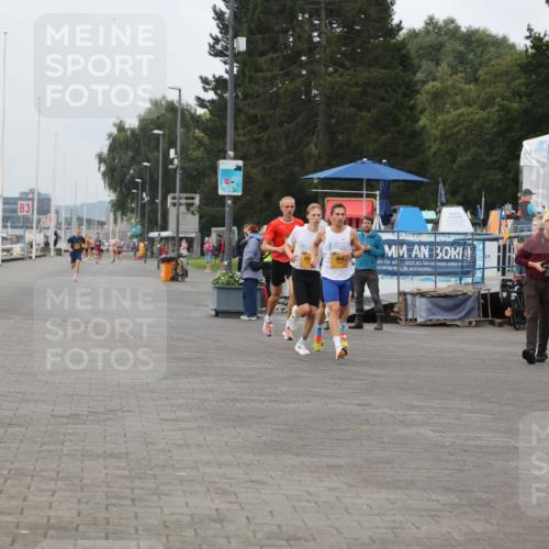 13.09.2026 - Kiel Lauf Andreas Tolksdorf http://msf.ph/oto/10331908 13.09.2026 09:50:49 Kiellinie 3, 4, 3, 364, 40 meine-sportfotos.de