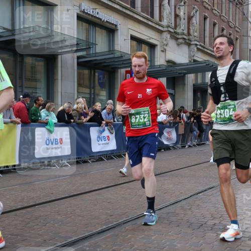 13.09.2026 - 21. swb-Marathon Bremen Strokosch-Dieckow http://msf.ph/oto/10331947 13.09.2026 13:22:54 Ziel 1809, 1900, 1935, 2306, 2367, 2427, 2827, 2899, 2914, 2961, 3098, 3233, 3374, 3531, 3729, 3920, 5114, 5820, 5821, 6923, 7909, 8045, 8231, 8304, 8671, 8672, 8732, 8787, 8819, 8820, 8863, 9436, 9827, 9921, 10127, 388, 913, 1963, 2040, 2402, 2771, 2806, 3145, 3560, 4483, 6707, 6737, 6792, 7586, 8377, 8547, 8551, 8646, 8694, 9090, 9510 meine-sportfotos.de