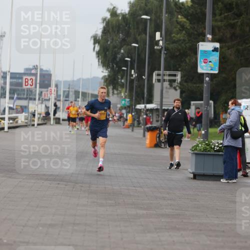 13.09.2026 - Kiel Lauf Andreas Tolksdorf http://msf.ph/oto/10331994 13.09.2026 09:50:55 Kiellinie 3, 4, 3, 2777 meine-sportfotos.de