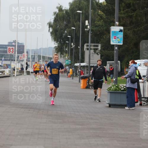 13.09.2026 - Kiel Lauf Andreas Tolksdorf http://msf.ph/oto/10332008 13.09.2026 09:50:56 Kiellinie 3, 4, 3, 12777 meine-sportfotos.de