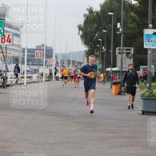 13.09.2026 - Kiel Lauf Andreas Tolksdorf http://msf.ph/oto/10332023 13.09.2026 09:50:56 Kiellinie 4, 3, 2777 meine-sportfotos.de