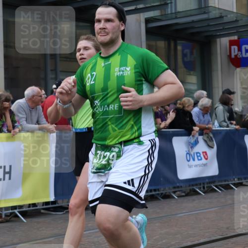 13.09.2026 - 21. swb-Marathon Bremen Strokosch-Dieckow http://msf.ph/oto/10332032 13.09.2026 13:22:56 Ziel 1809, 1900, 1935, 2306, 2367, 2427, 2827, 2899, 2914, 2961, 3098, 3233, 3374, 3531, 3729, 3920, 5114, 5820, 5821, 6923, 8045, 8231, 8304, 8671, 8672, 8732, 8787, 8819, 8820, 8863, 9436, 9827, 9921, 10127, 388, 913, 1963, 2040, 2402, 2771, 2806, 3145, 3560, 4483, 6707, 6737, 6792, 7586, 7909, 8377, 8547, 8551, 8646, 8671, 8672, 8694, 9090, 9510 meine-sportfotos.de