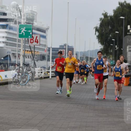 13.09.2026 - Kiel Lauf Andreas Tolksdorf http://msf.ph/oto/10332057 13.09.2026 09:51:12 Kiellinie 3, 4, 3788, 87081, 615, 6049 meine-sportfotos.de