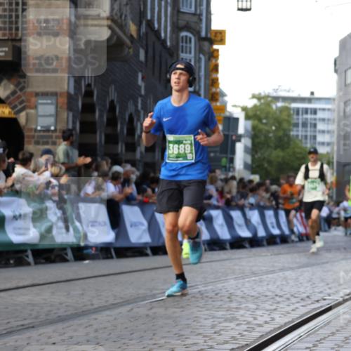 13.09.2026 - 21. swb-Marathon Bremen Strokosch-Dieckow http://msf.ph/oto/10332079 13.09.2026 13:15:47 Ziel 1445, 3346, 3743, 4212, 4646, 4653, 4663, 6011, 6162, 6526, 7203, 7291, 7346, 7717, 7730, 7992, 8086, 8254, 8255, 9029, 9391, 9777, 145, 982, 1955, 2623, 3149, 4823, 5430, 5474, 5913, 6481, 7307, 7413, 9122, 9278, 13149 meine-sportfotos.de