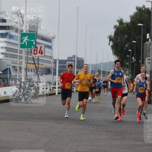 13.09.2026 - Kiel Lauf Andreas Tolksdorf http://msf.ph/oto/10332082 13.09.2026 09:51:12 Kiellinie 4, 3788, 8708, 6049 meine-sportfotos.de