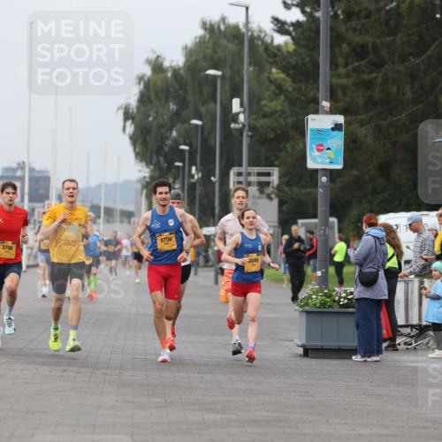 13.09.2026 - Kiel Lauf Andreas Tolksdorf http://msf.ph/oto/10332087 13.09.2026 09:51:13 Kiellinie 4, 3788, 8708, 6049 meine-sportfotos.de