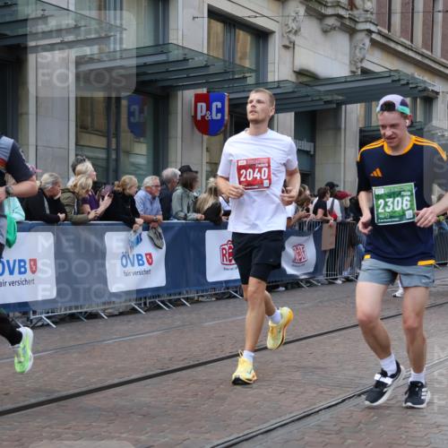 13.09.2026 - 21. swb-Marathon Bremen Strokosch-Dieckow http://msf.ph/oto/10332110 13.09.2026 13:22:58 Ziel 1809, 1900, 1935, 2306, 2367, 2427, 2827, 2899, 2914, 2961, 3233, 3374, 3531, 3729, 3861, 3920, 5114, 5820, 5821, 6923, 8045, 8231, 8304, 8732, 8787, 8863, 9436, 9827, 9921, 10127, 388, 913, 1963, 2040, 2402, 2771, 2806, 2914, 3098, 3145, 3560, 6707, 6737, 6792, 7909, 8377, 8551, 8646, 8671, 8672, 8819, 8820, 9090, 9510, 9921 meine-sportfotos.de