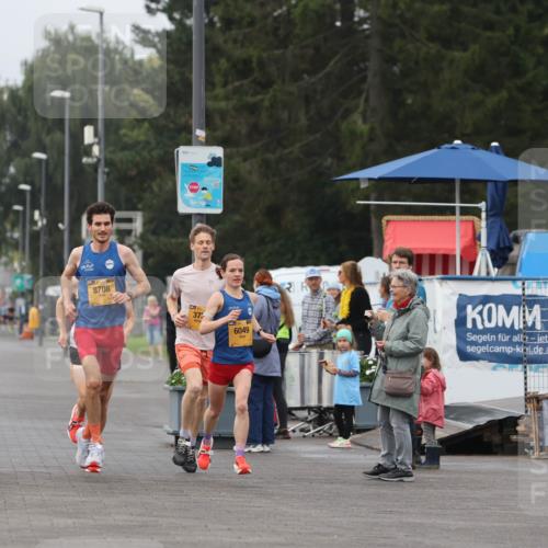 13.09.2026 - Kiel Lauf Andreas Tolksdorf http://msf.ph/oto/10332148 13.09.2026 09:51:14 Kiellinie 8708, 37, 6049 meine-sportfotos.de